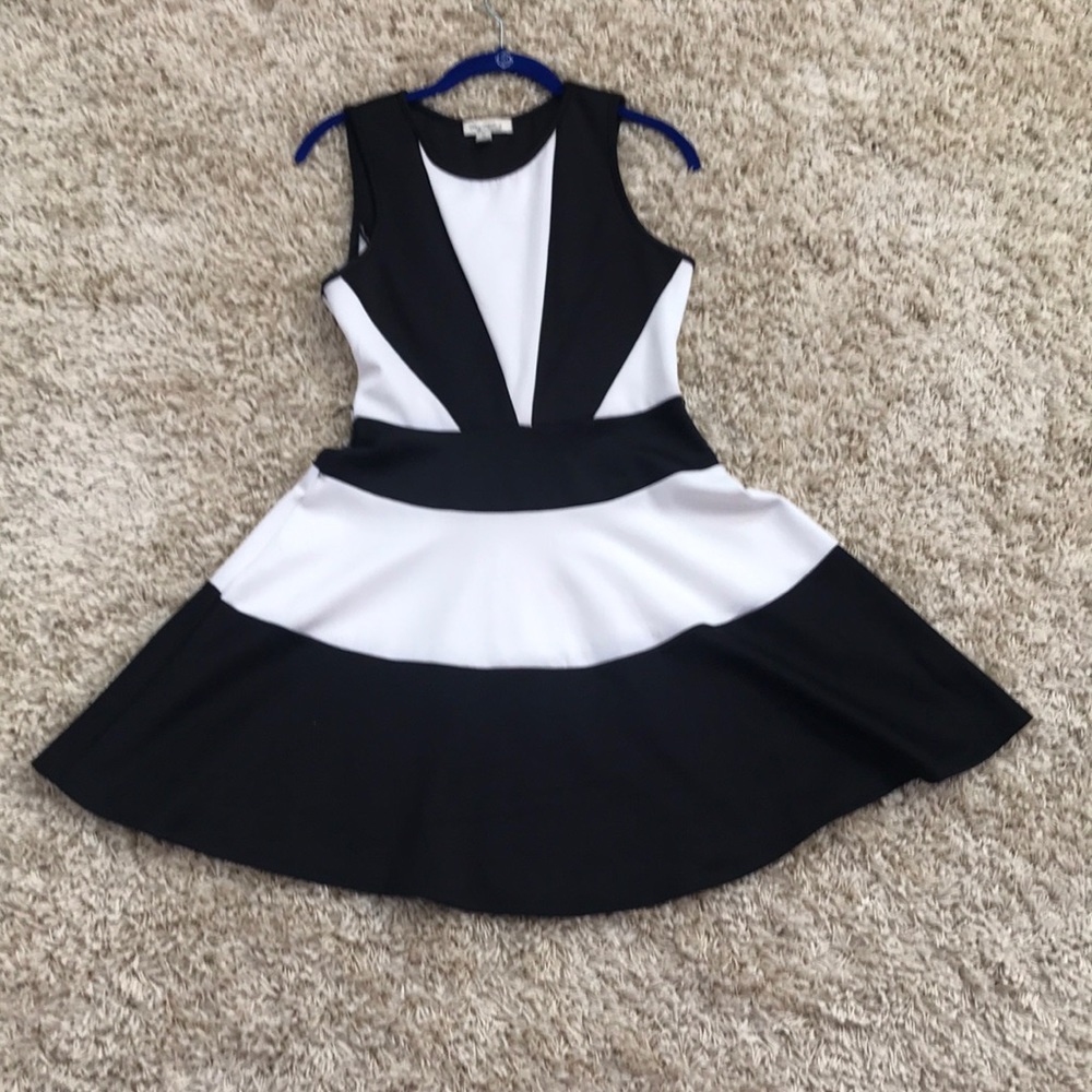 Black and White color block dress